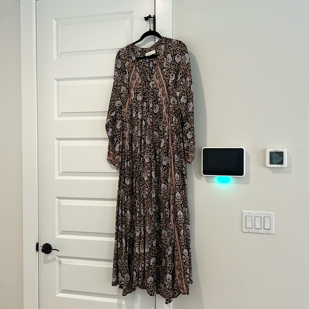 COPY - Elegant Red Patterned Maxi Dress